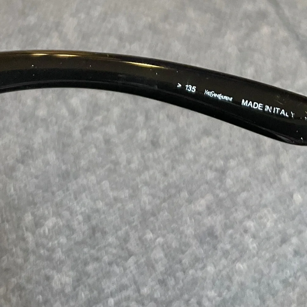 Yves Saint Laurent Sunglasses - Picture 5 of 6